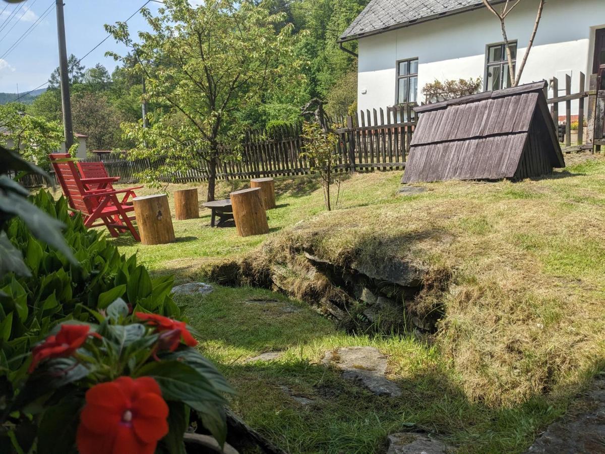 Chaloupka Na Konci Sveta Raskov Exterior foto